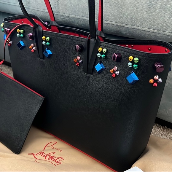 CHRISTIAN LOUBOUTIN - Cabata Empire Spike Courones Studded Leather Tote - Large - Picture 3 of 12